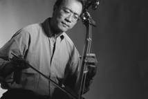 http://alexrossmusic.typepad.com/photos/uncategorized/2007/09/19/ma2.jpg